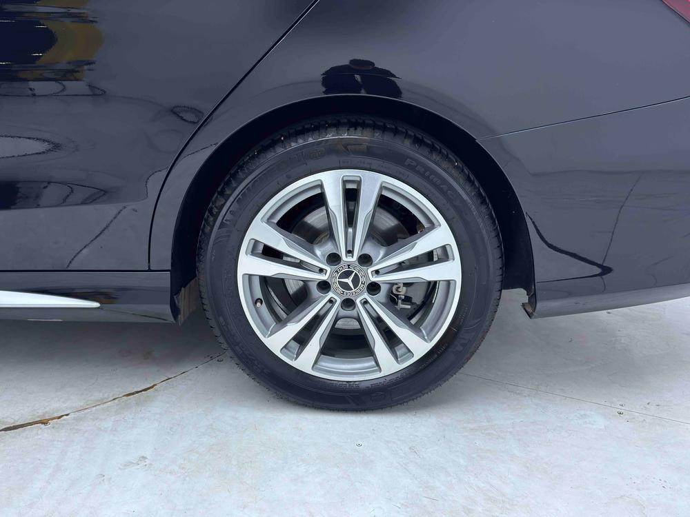 Mercedes-Benz Mercedes-Benz C-Class