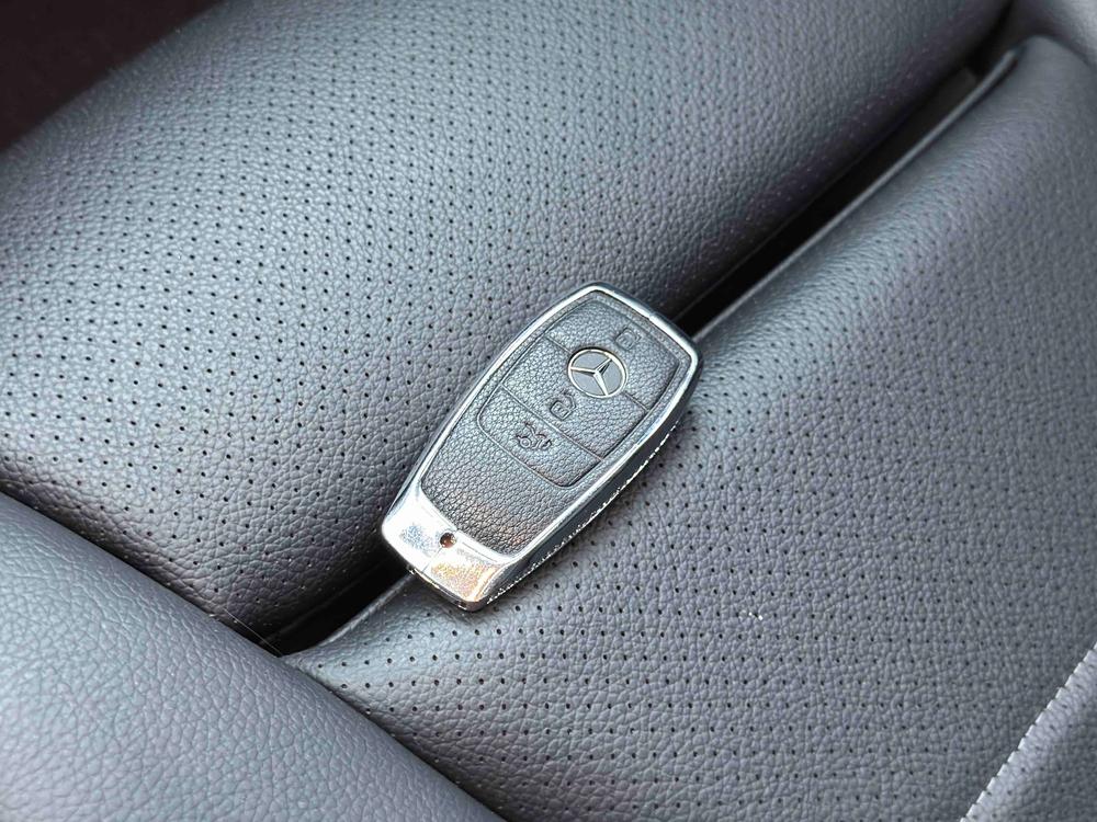 Mercedes-Benz Mercedes-Benz C-Class