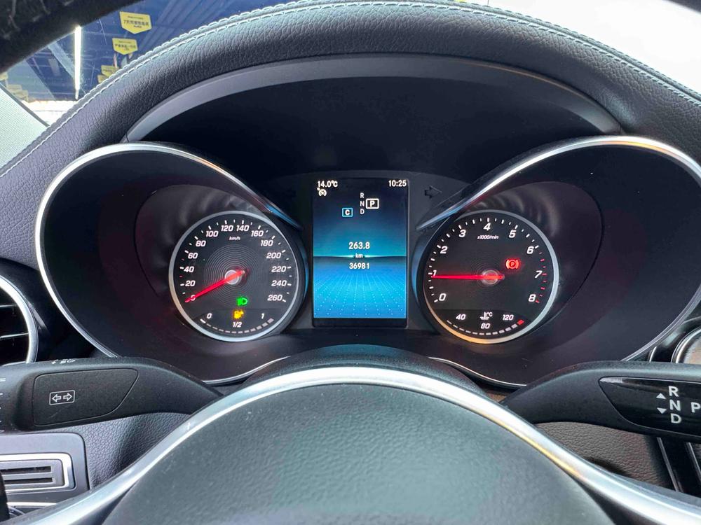 Mercedes-Benz Mercedes-Benz C-Class