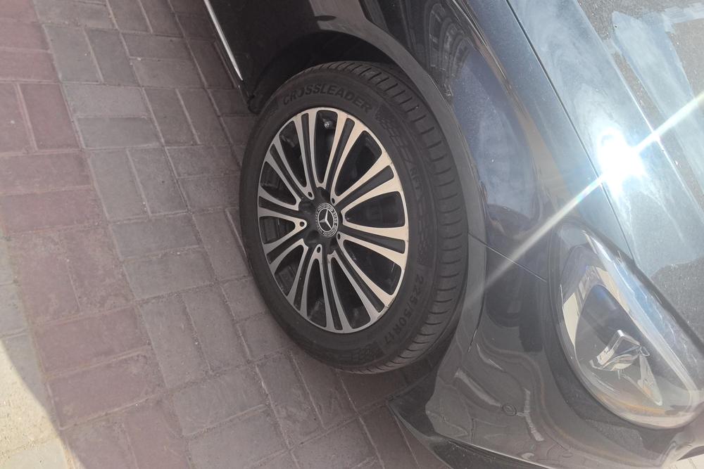 Mercedes-Benz Mercedes-Benz C-Class