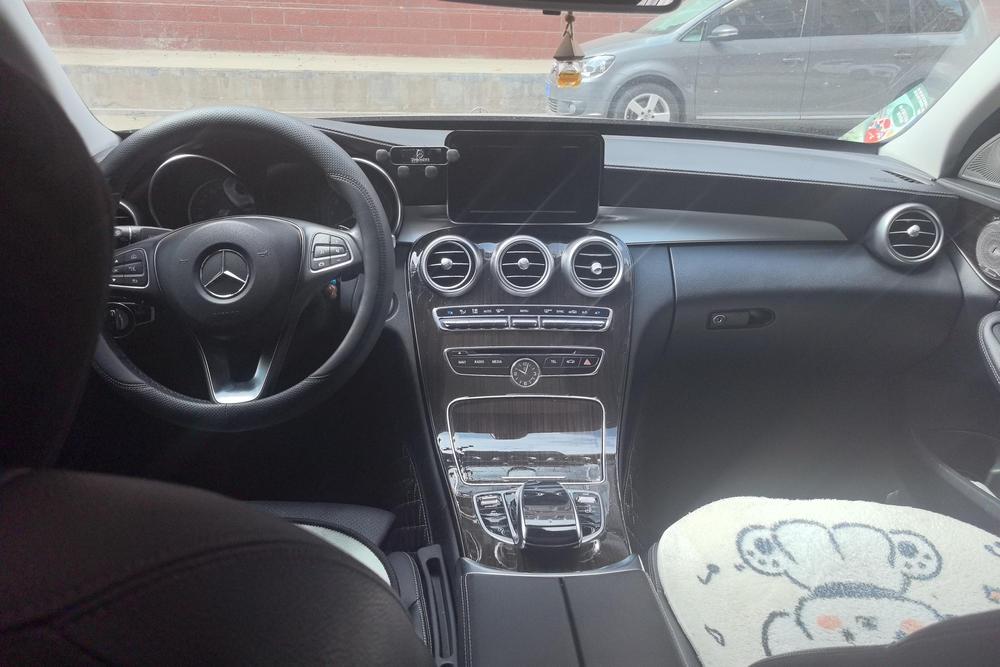 Mercedes-Benz Mercedes-Benz C-Class