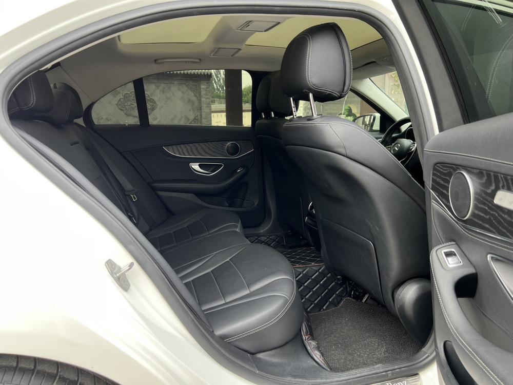 Mercedes-Benz Mercedes-Benz C-Class