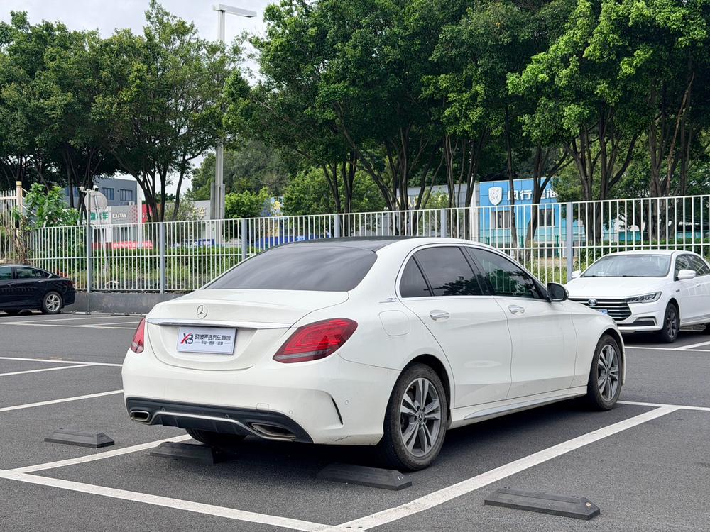 Mercedes-Benz Mercedes-Benz C-Class