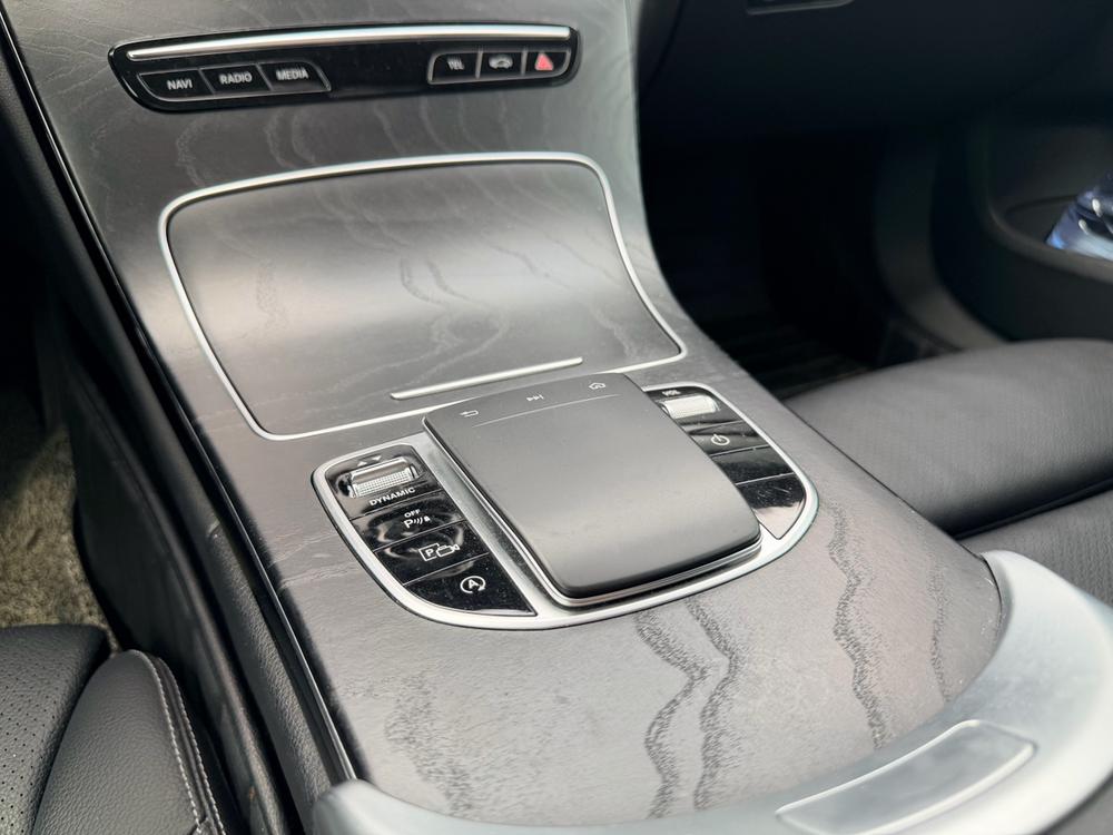 Mercedes-Benz Mercedes-Benz C-Class