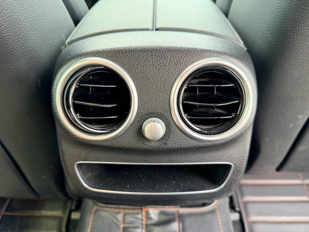 Mercedes-Benz Mercedes-Benz C-Class