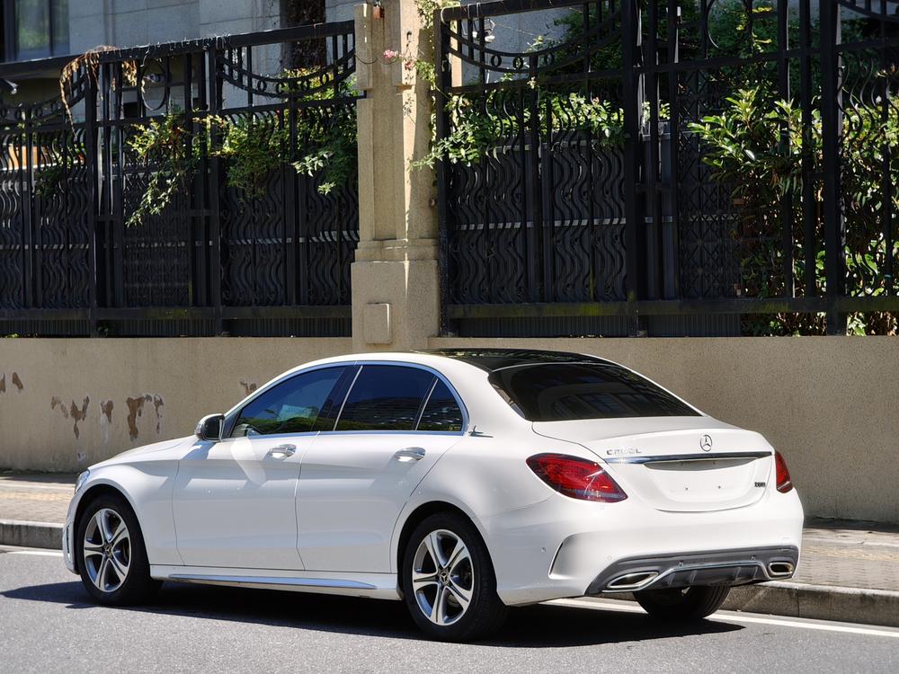 Mercedes-Benz Mercedes-Benz C-Class