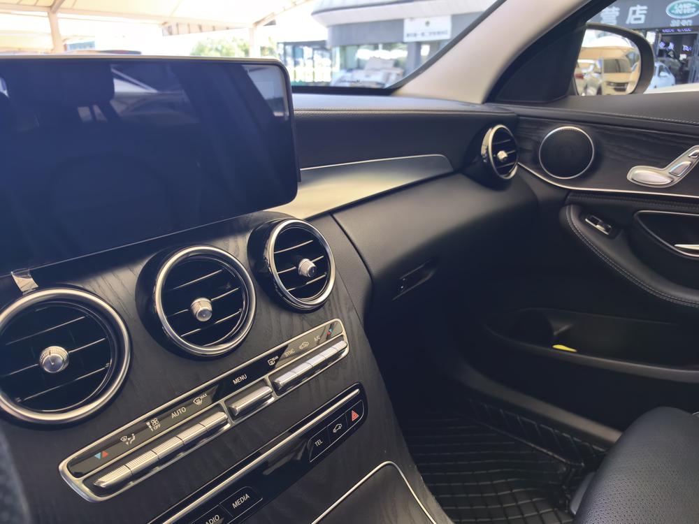 Mercedes-Benz Mercedes-Benz C-Class