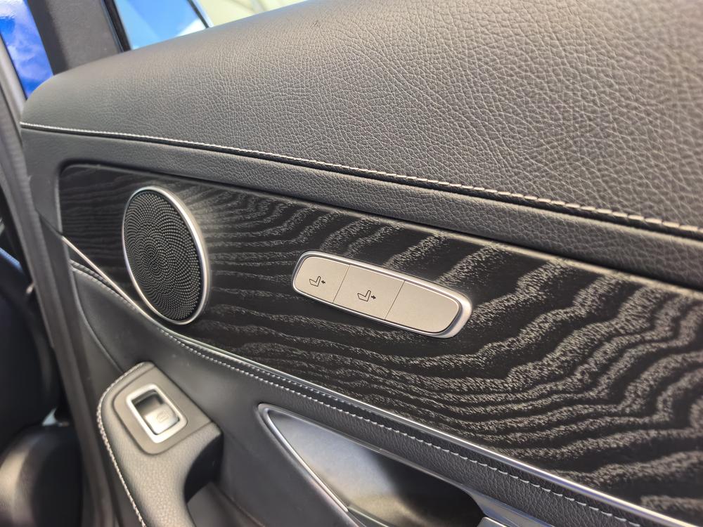 Mercedes-Benz Mercedes-Benz C-Class