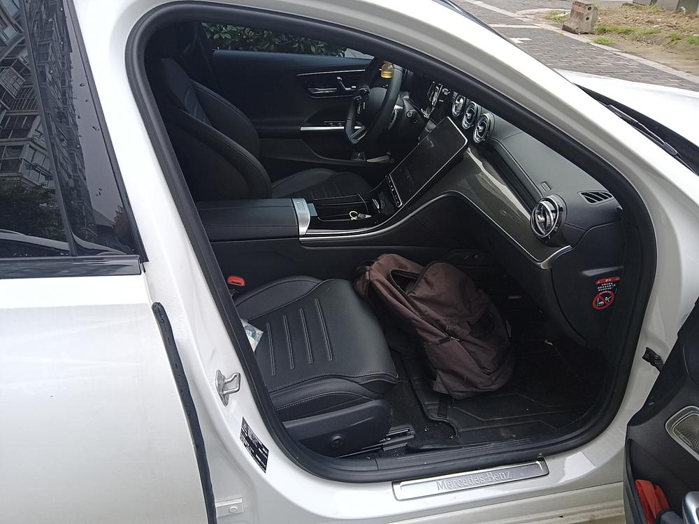 Mercedes-Benz Mercedes-Benz C-Class