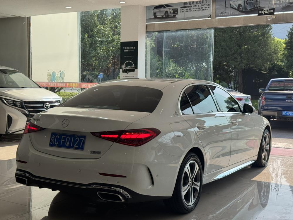 Mercedes-Benz Mercedes-Benz C-Class