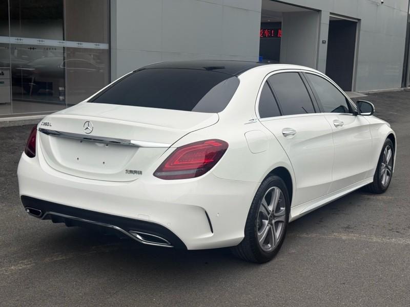 Mercedes-Benz Mercedes-Benz C-Class