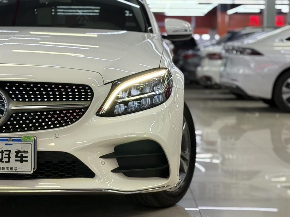 Mercedes-Benz Mercedes-Benz C-Class