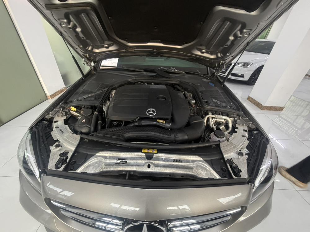 Mercedes-Benz Mercedes-Benz C-Class