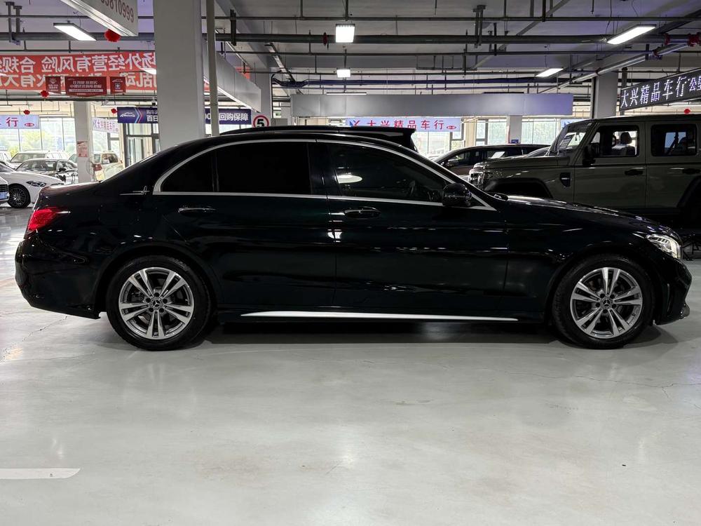 Mercedes-Benz Mercedes-Benz C-Class