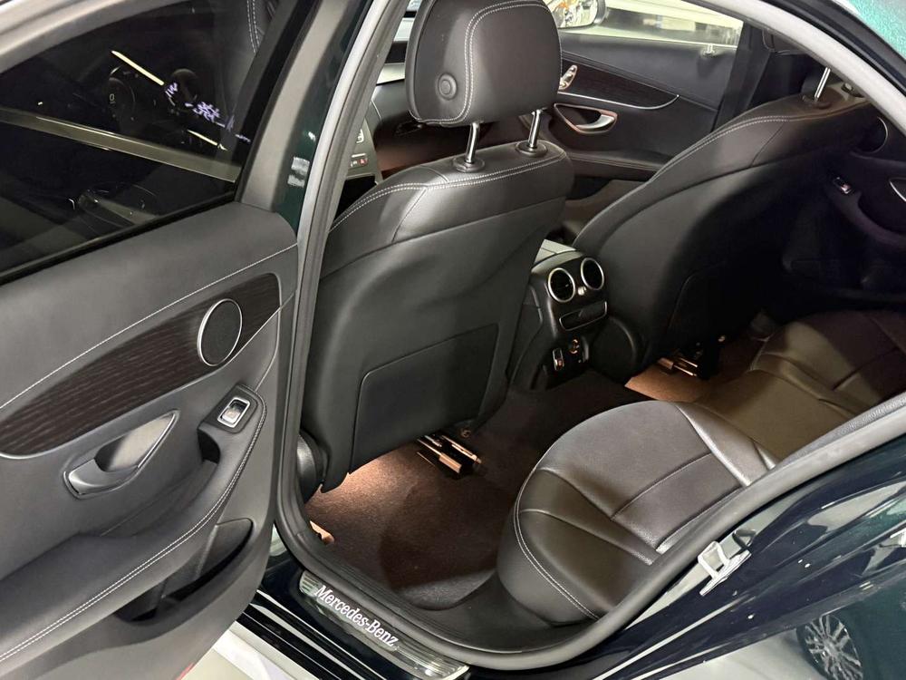 Mercedes-Benz Mercedes-Benz C-Class