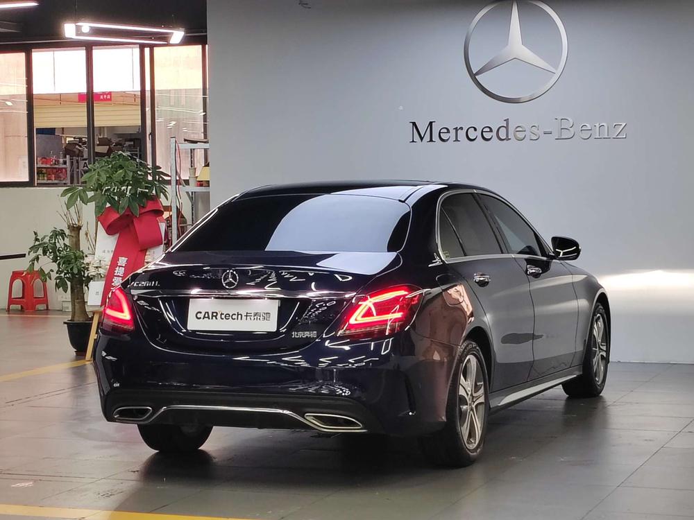 Mercedes-Benz Mercedes-Benz C-Class