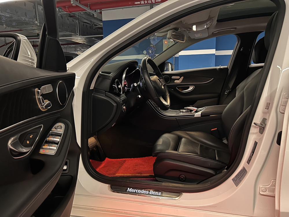 Mercedes-Benz Mercedes-Benz C-Class