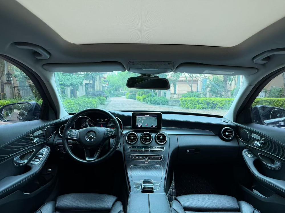 Mercedes-Benz Mercedes-Benz C-Class