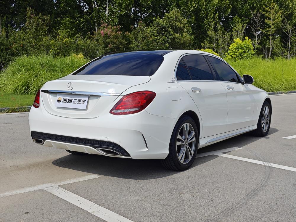 Mercedes-Benz Mercedes-Benz C-Class
