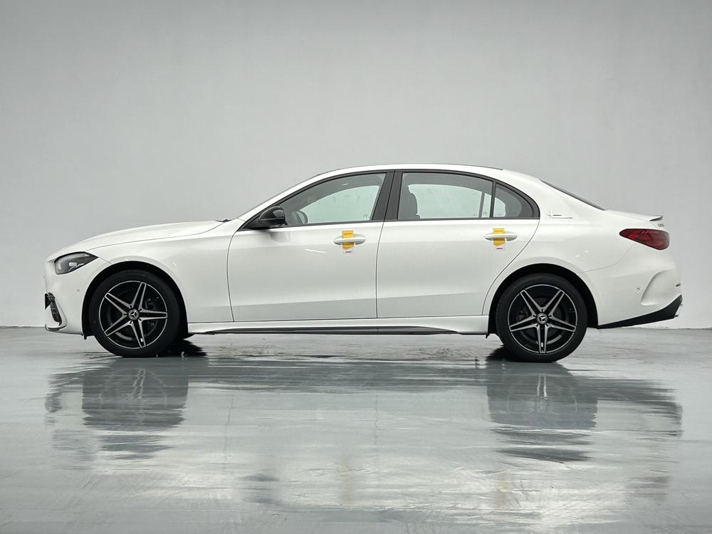 Mercedes-Benz Mercedes-Benz C-Class