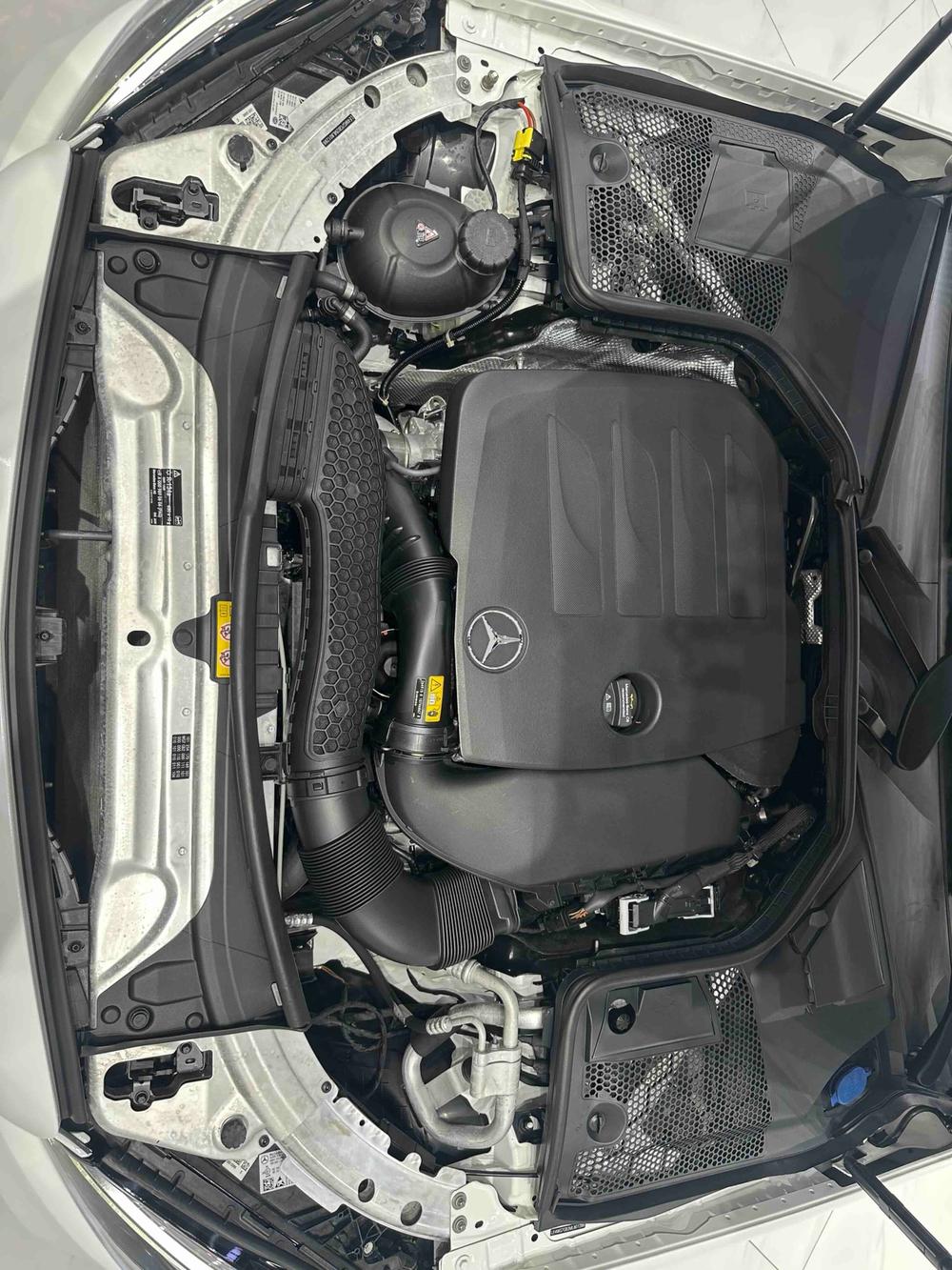 Mercedes-Benz Mercedes-Benz C-Class