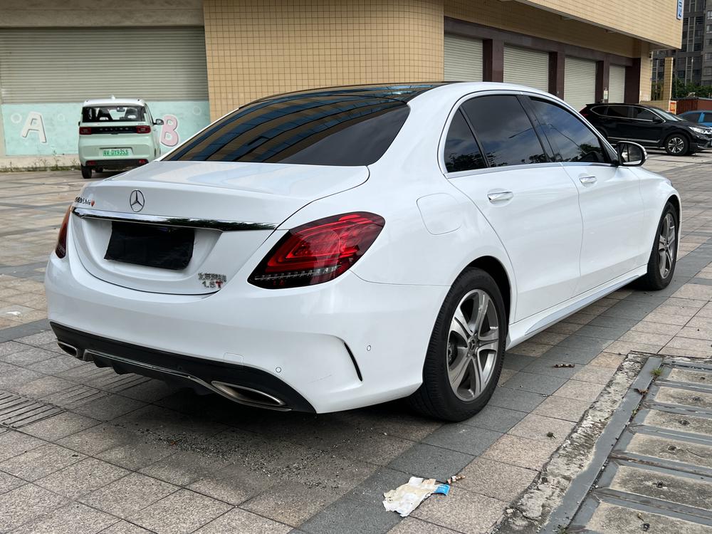Mercedes-Benz Mercedes-Benz C-Class