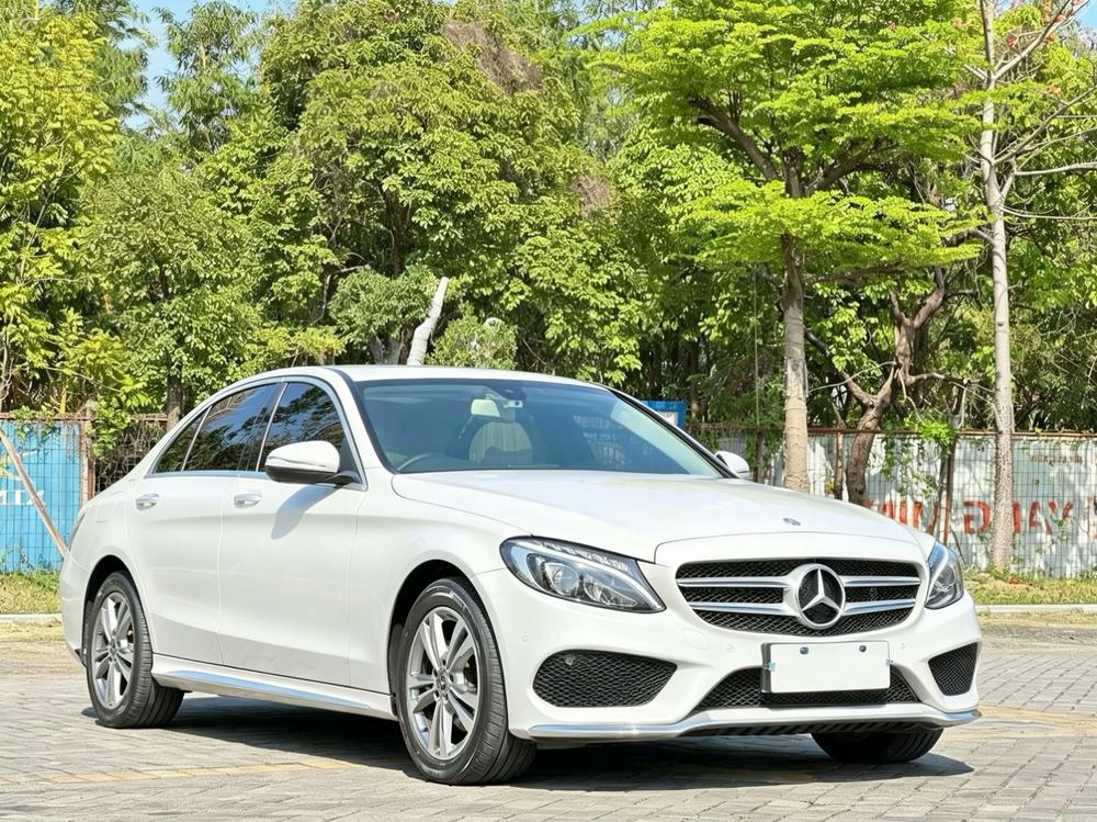Mercedes-Benz Mercedes-Benz C-Class