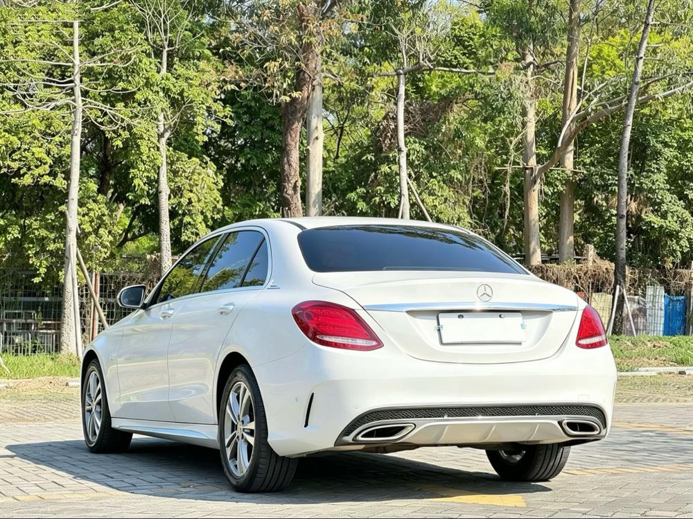 Mercedes-Benz Mercedes-Benz C-Class