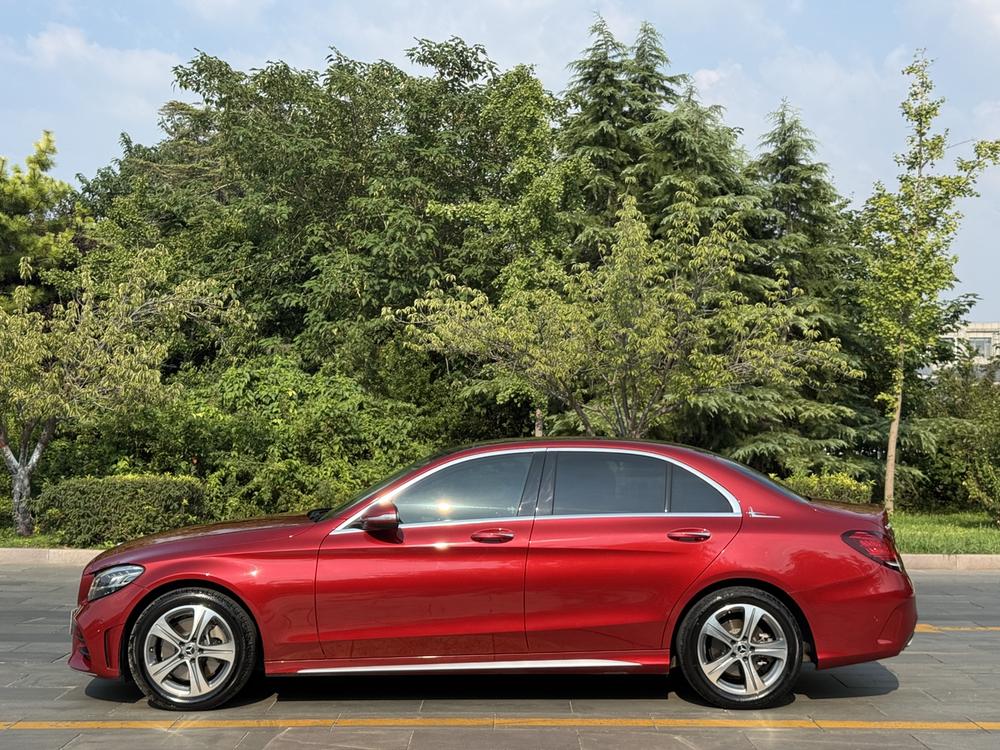 Mercedes-Benz Mercedes-Benz C-Class