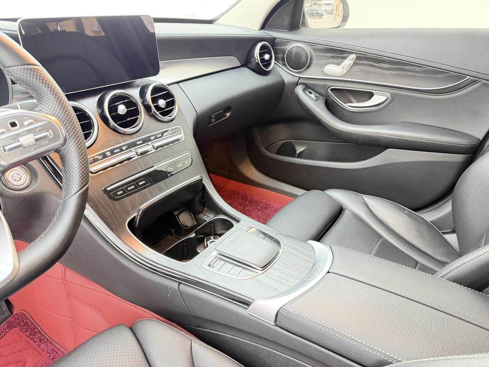 Mercedes-Benz Mercedes-Benz C-Class