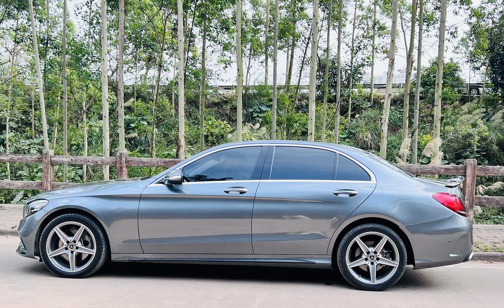 Mercedes-Benz Mercedes-Benz C-Class