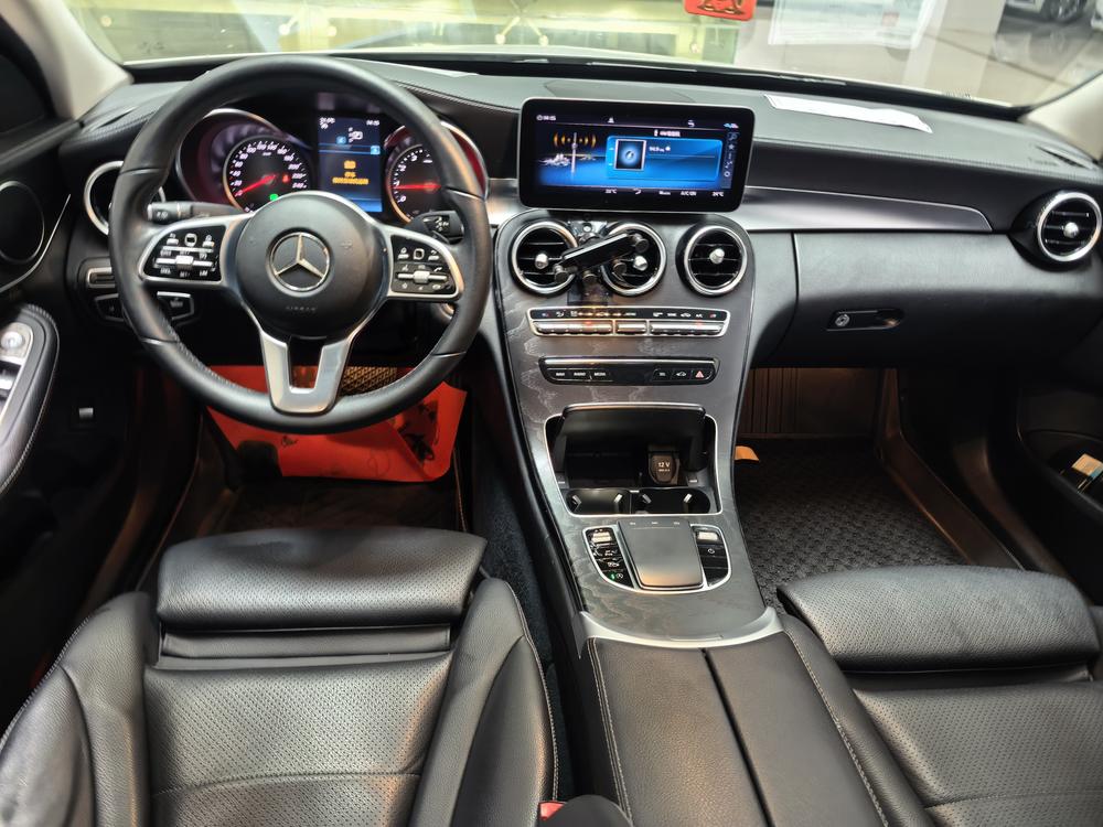 Mercedes-Benz Mercedes-Benz C-Class