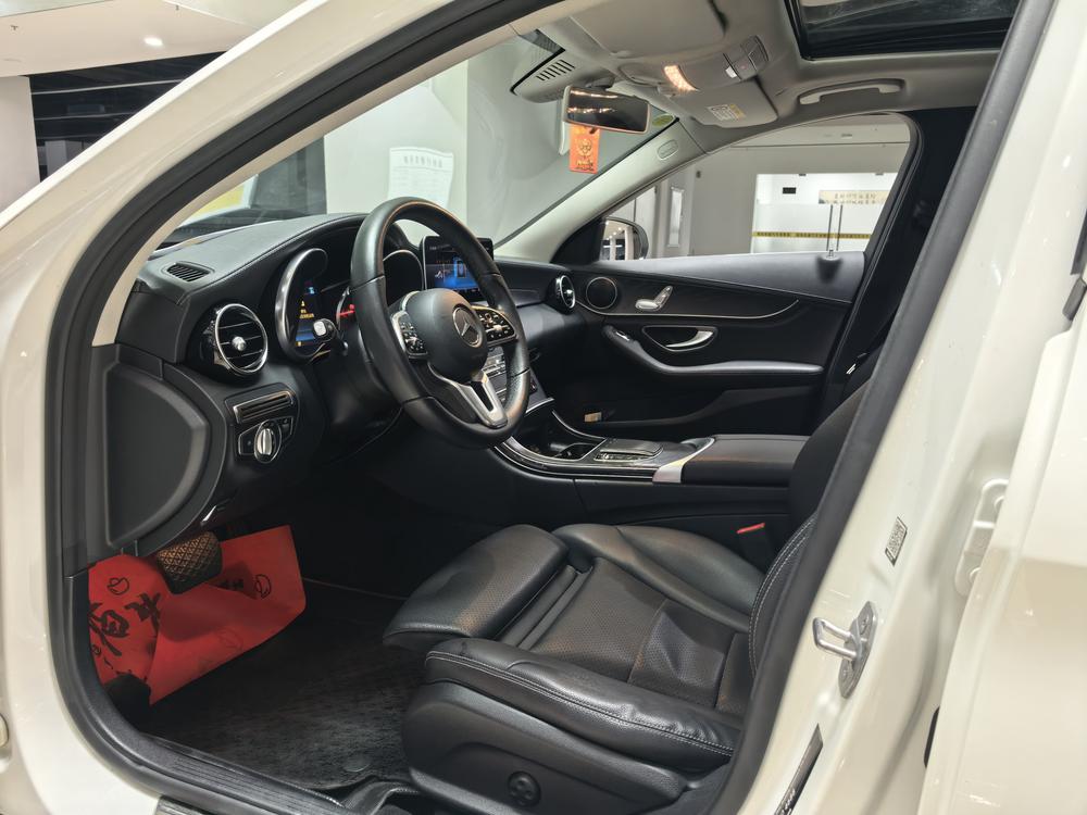 Mercedes-Benz Mercedes-Benz C-Class