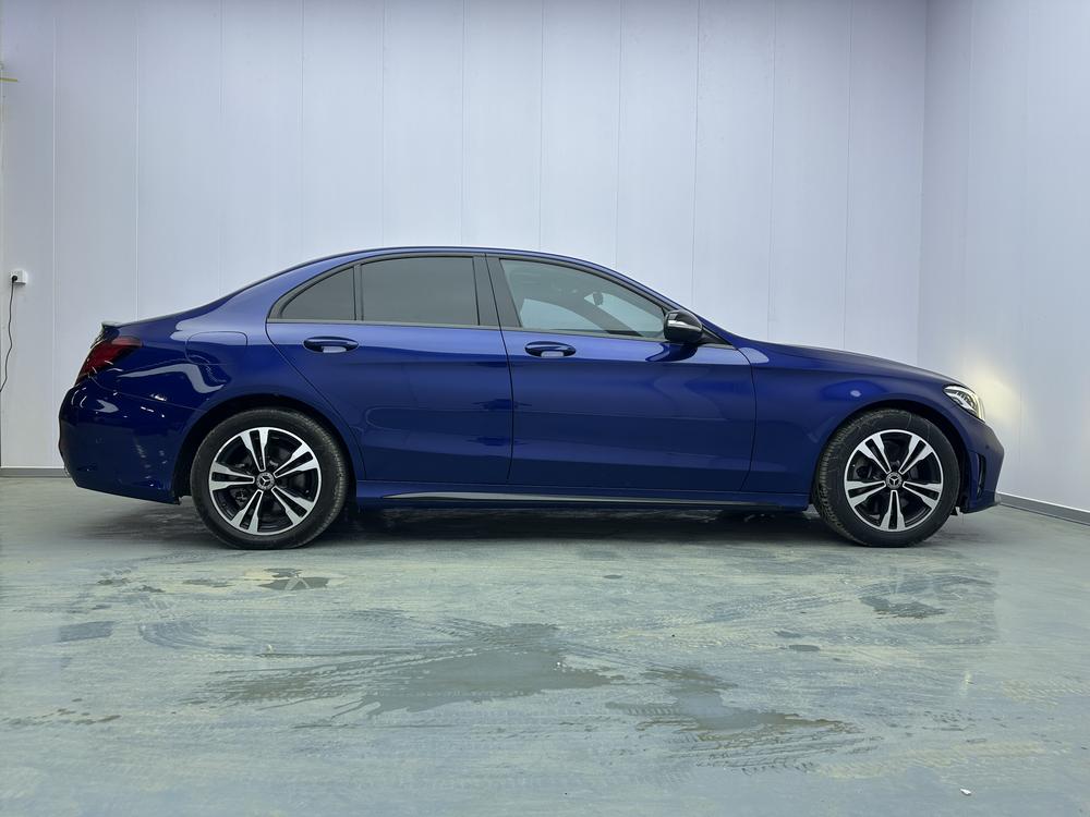 Mercedes-Benz Mercedes-Benz C-Class