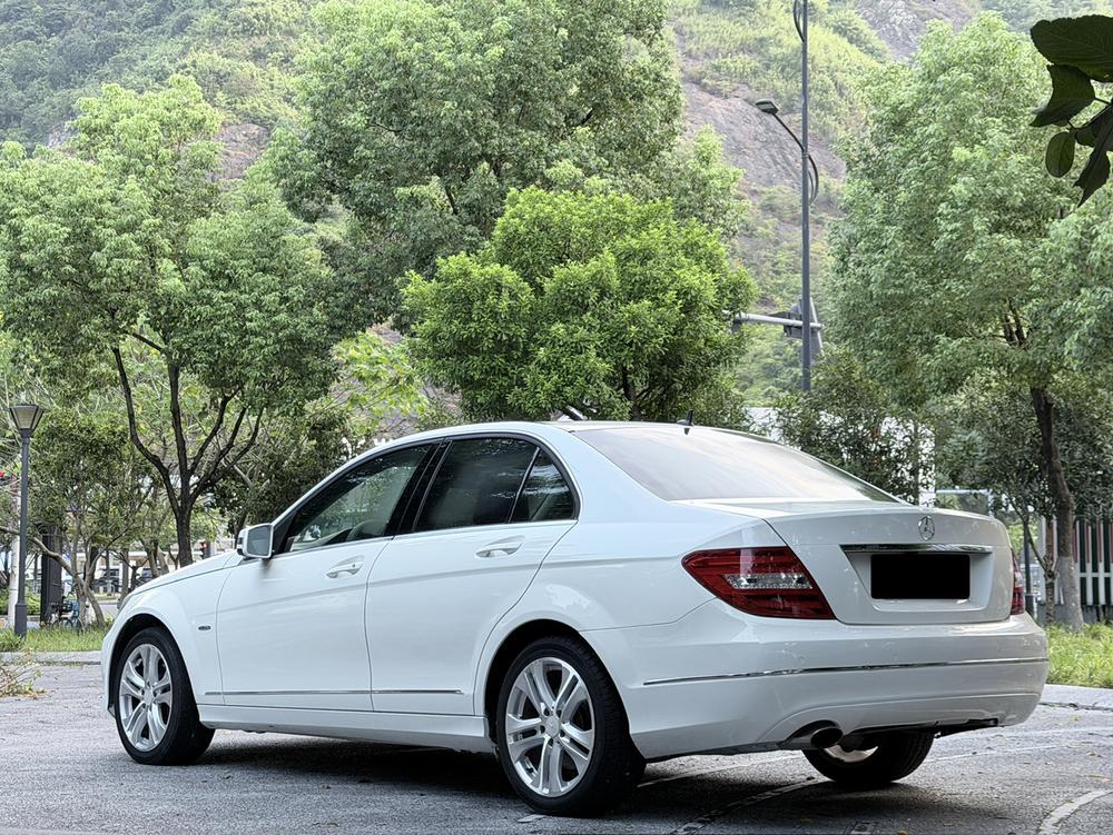 Mercedes-Benz Mercedes-Benz C-Class
