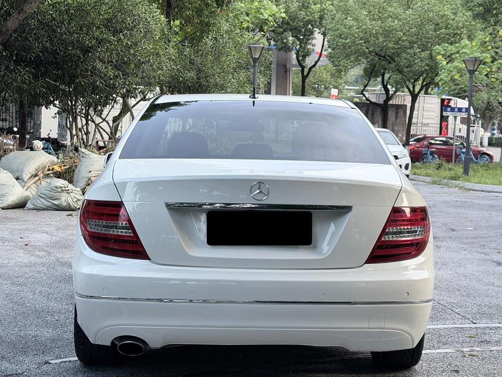 Mercedes-Benz Mercedes-Benz C-Class