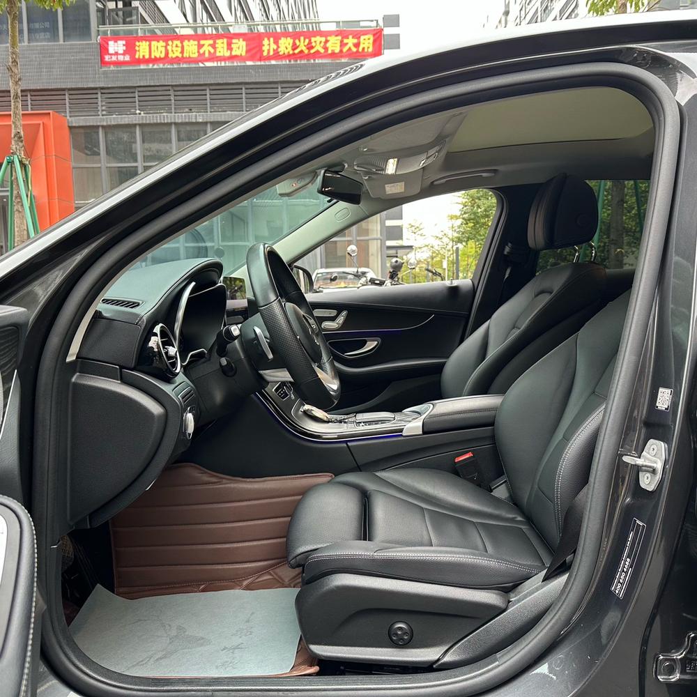 Mercedes-Benz Mercedes-Benz C-Class