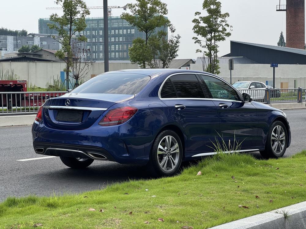 Mercedes-Benz Mercedes-Benz C-Class