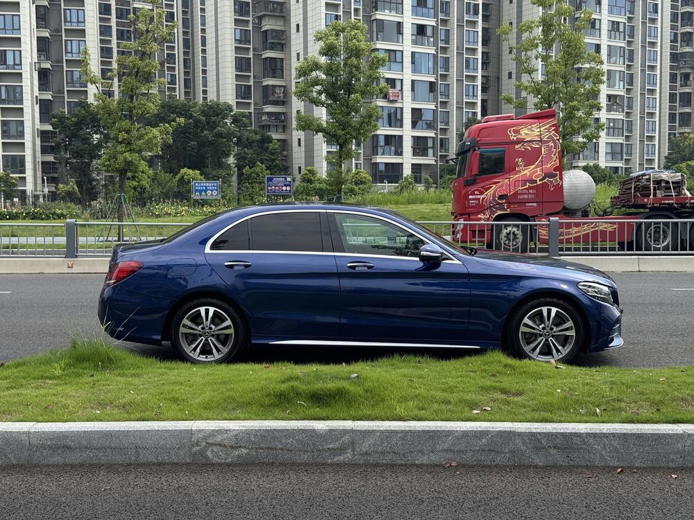 Mercedes-Benz Mercedes-Benz C-Class