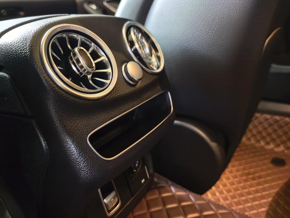 Mercedes-Benz Mercedes-Benz C-Class