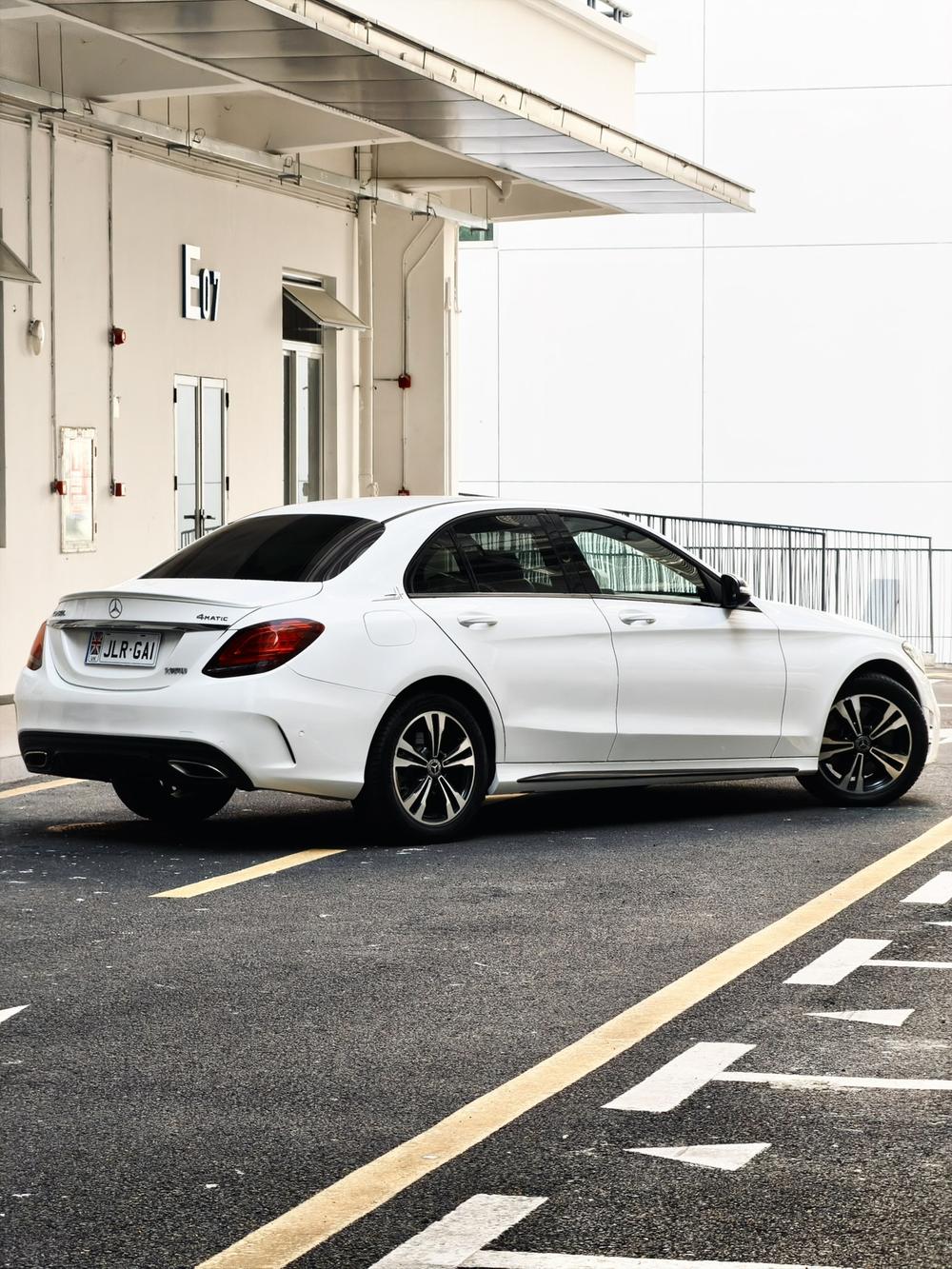 Mercedes-Benz Mercedes-Benz C-Class