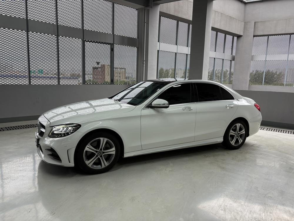 Mercedes-Benz Mercedes-Benz C-Class