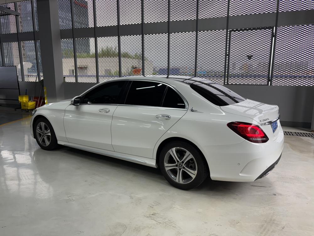 Mercedes-Benz Mercedes-Benz C-Class