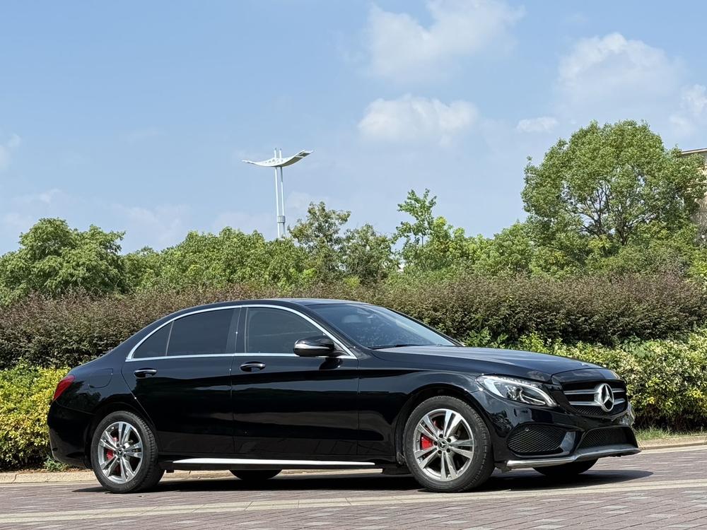 Mercedes-Benz Mercedes-Benz C-Class
