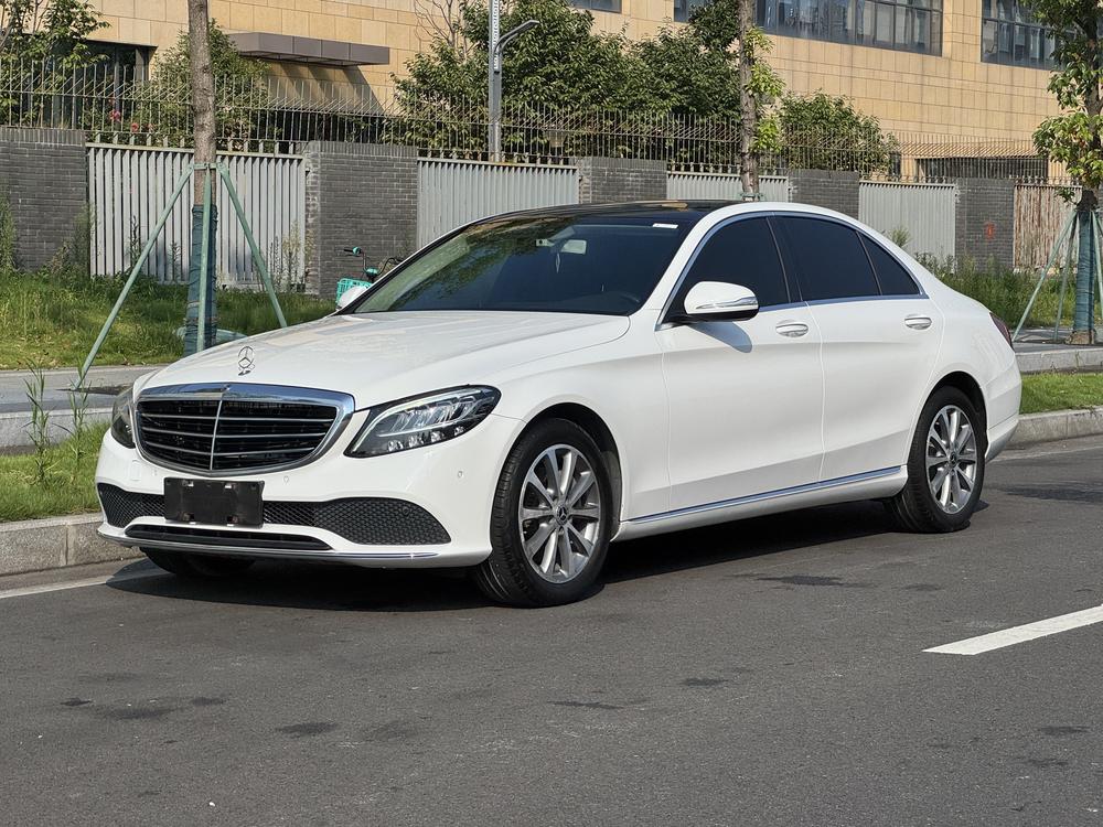 Mercedes-Benz Mercedes-Benz C-Class