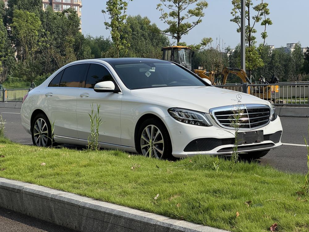 Mercedes-Benz Mercedes-Benz C-Class