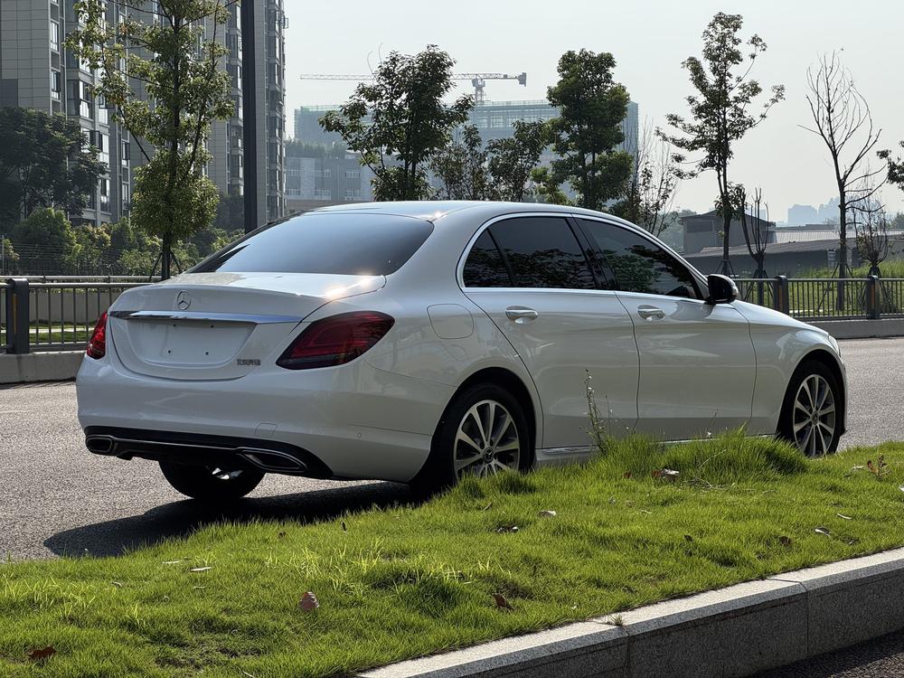 Mercedes-Benz Mercedes-Benz C-Class