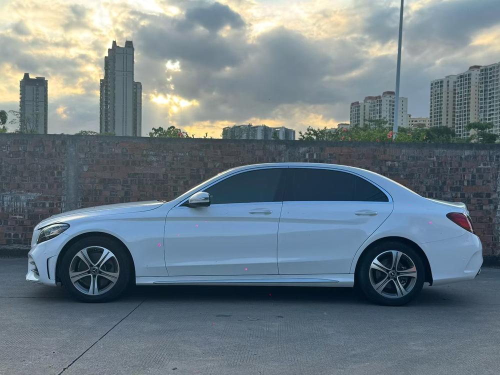 Mercedes-Benz Mercedes-Benz C-Class