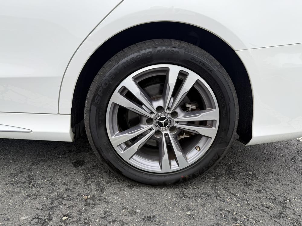 Mercedes-Benz Mercedes-Benz C-Class