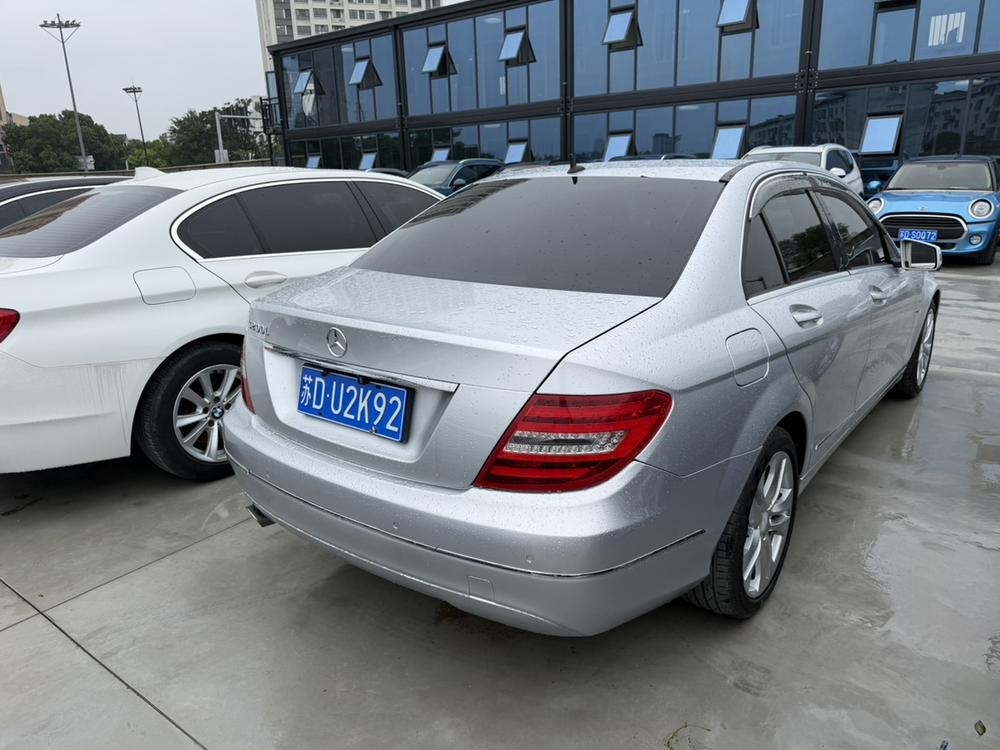 Mercedes-Benz Mercedes-Benz C-Class